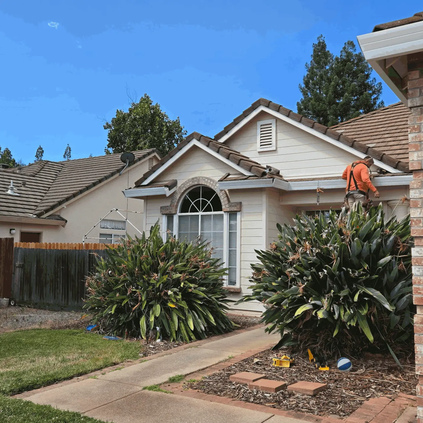 Seamless Gutter Installation
